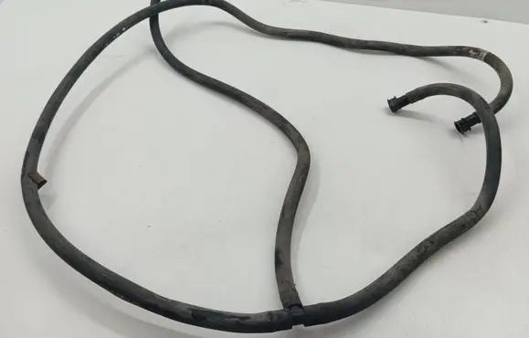 Mercedes-Benz B W245 Windshield washer fluid hose 