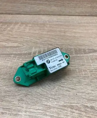 BMW 5 E39 Airbag deployment crash/impact sensor 6910678 MRSA4WP 1776