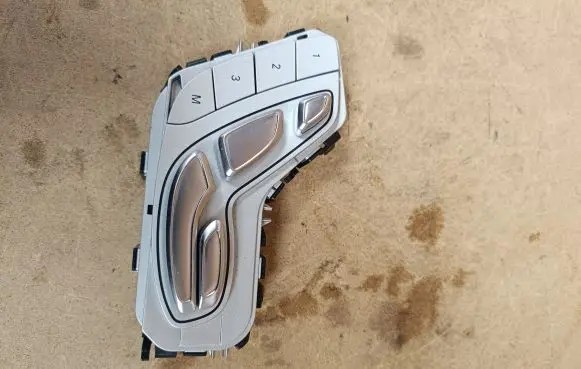 Mercedes-Benz C W205 Seat control switch A2059056651