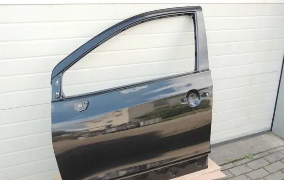 Suzuki SX4 S-Cross Front door 68002-61M00