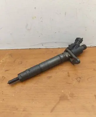 Jaguar XF X250 Fuel injector 9X2Q9K546DC