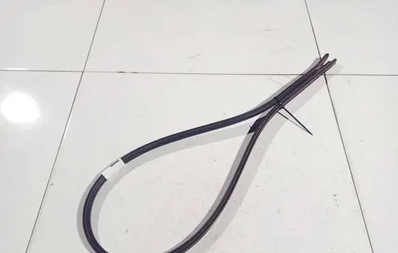 Fiat Bravo Rubber seal front coupe door 