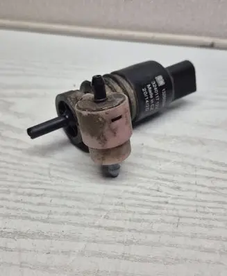 Windscreen/windshield washer pump