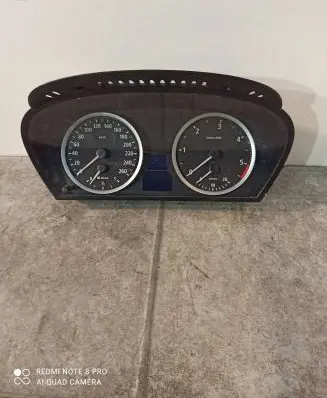 BMW 5 E60 E61 Speedometer (instrument cluster) 62116983153 110080213 213542015824