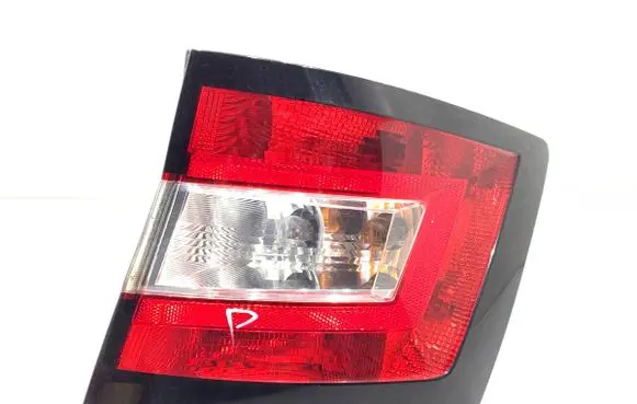 Skoda Fabia Mk3 (NJ) Rear/tail lights 6V9945096