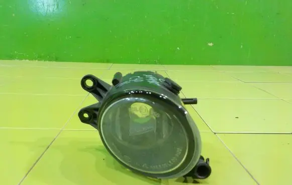 Volvo C30 Front fog light 0305065002 PRAWY