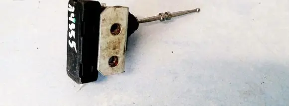 Headlight level adjustment motor