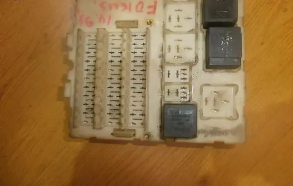 Ford Focus Fuse box set 518231600