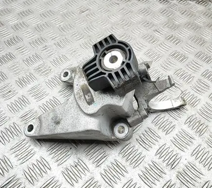 Polestar 2 Engine mounting bracket 32380056