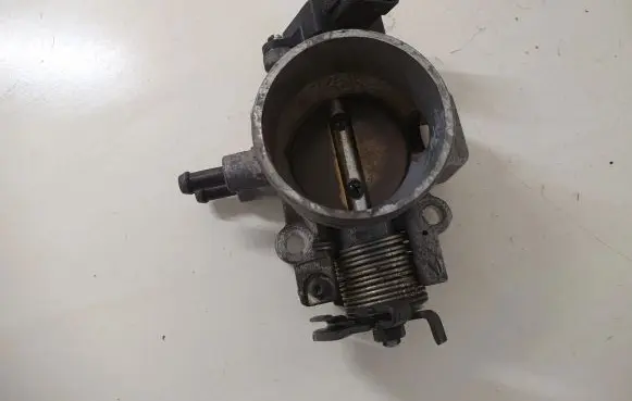 Hyundai Tucson JM Throttle valve 3517022600