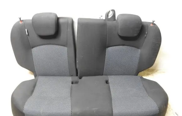 Nissan Note (E12) Second row seats 