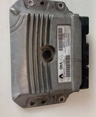 Renault Megane III Engine control unit/module 237100293R 8863001287 H670L0167