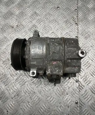 Volkswagen PASSAT B6 Air conditioning (A/C) compressor (pump) 1K0820803Q