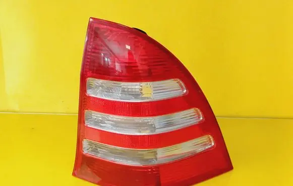 Mercedes-Benz C W203 Rear/tail lights