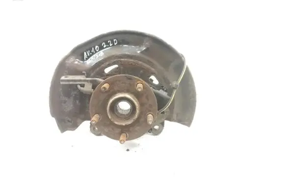Toyota Avensis T270 Front wheel hub
