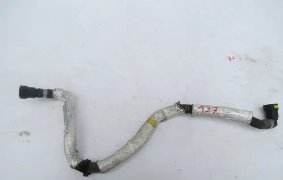Volvo S90, V90 Engine coolant pipe/hose 32252375