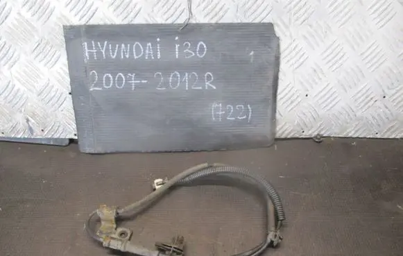 Hyundai i30 ABS brake wheel speed sensor ZL300