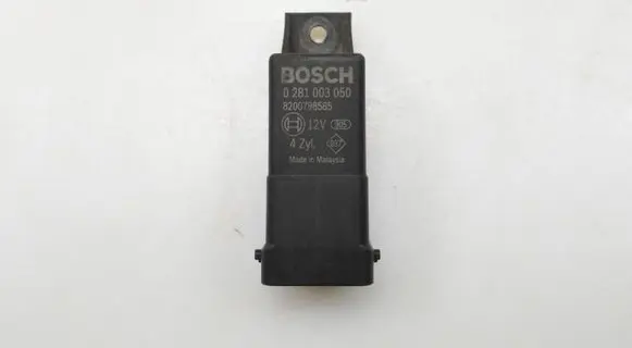 Renault Megane III Glow plug pre-heat relay 8200798585