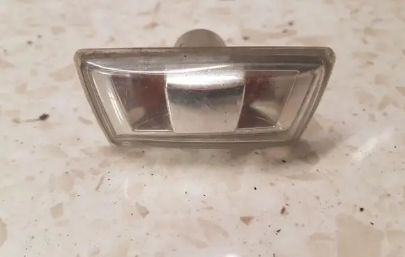 Opel Insignia A Front fender indicator light T090025