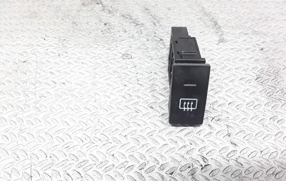 Hyundai Matrix Windscreen/window heater switch