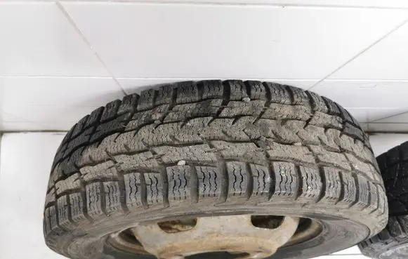 Ford Transit R16 C winter tire HAKKAPELIITTACR3 20565R16C