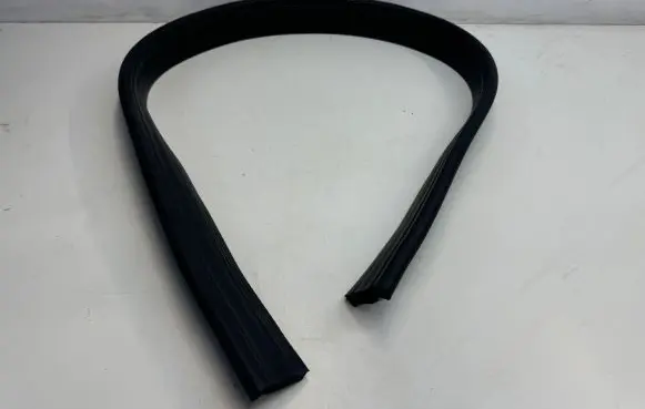 Mercedes-Benz GLE W167 Engine compartment rubber A1678871900