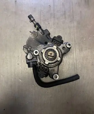 Chevrolet Captiva Fuel injection high pressure pump 9422A040A 96868903 0261061DER