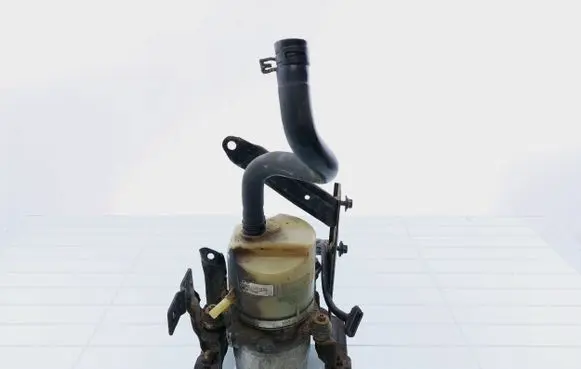 Volvo V50 Power steering pump 30723582 4N513K514DL