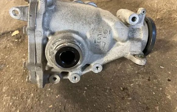 Infiniti FX Gearbox transfer box case 