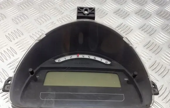 Citroen C2 Tachometer 9660225780