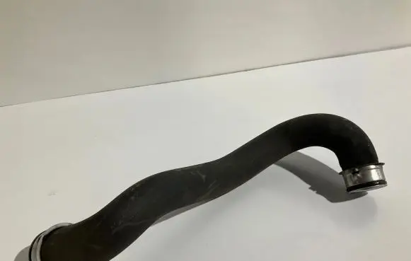 Mercedes-Benz E W211 Engine coolant pipe/hose A2115015482
