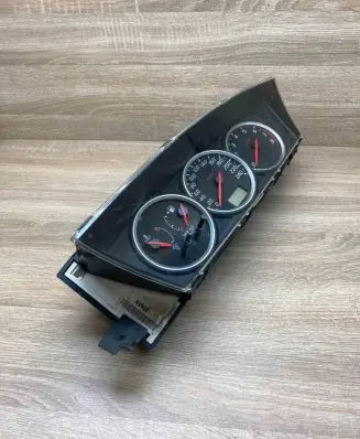 Nissan Primera Speedometer (instrument cluster) AV6202322486