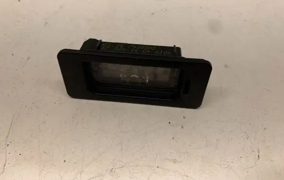 BMW 5 G30 G31 Number plate light 7410302 2653