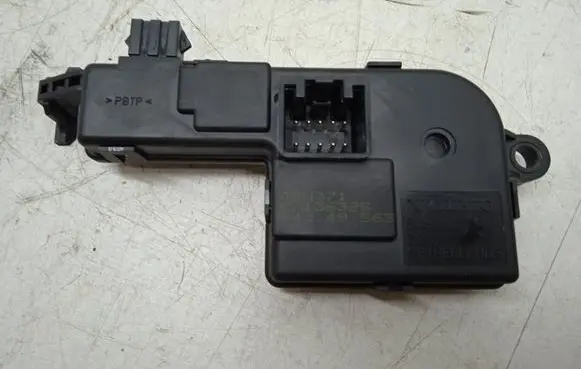 Volvo V70 Sunroof control unit/module 9483102