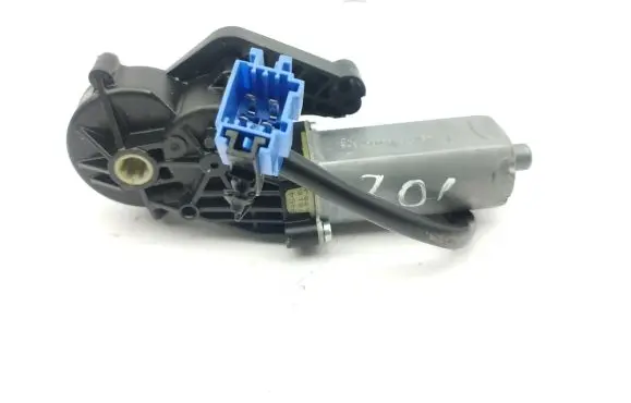 Mercedes-Benz R W251 Seat adjustment motor 820591124
