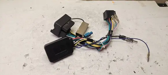 Volkswagen Golf V Sound system wiring loom CONNECTS2 STK454 STK290