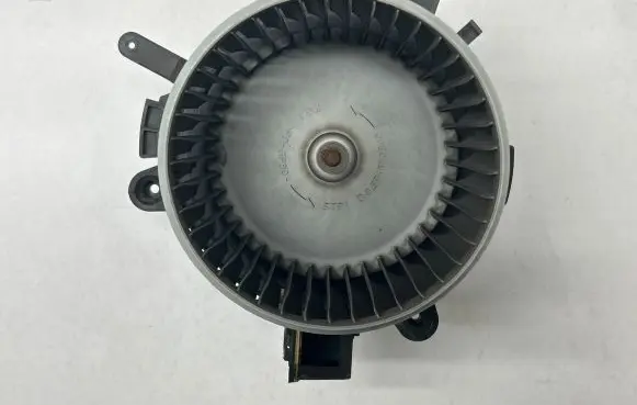Peugeot Traveller Heater fan/blower EJV00001 5P130000248121