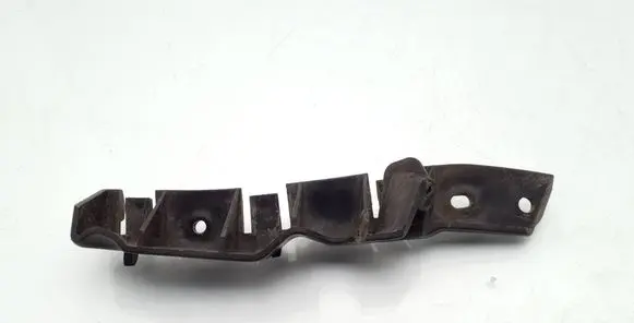 Front bumper mounting bracket