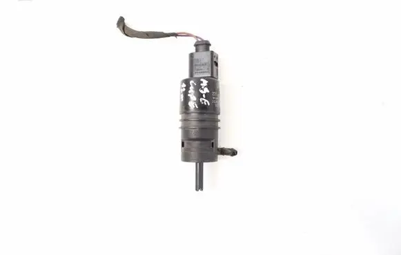 Mercedes-Benz E W212 Windscreen/windshield washer pump A2218690121