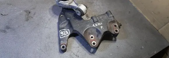 Nissan Qashqai Engine mount vacuum valve 112319818R