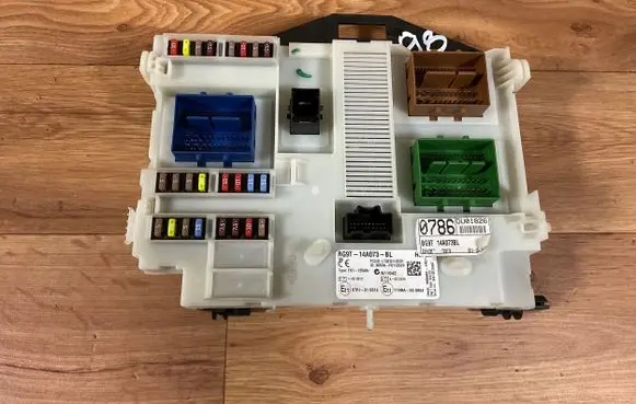Ford Mondeo MK IV Comfort/convenience module BG9T14A073BL 3659AF01125TP