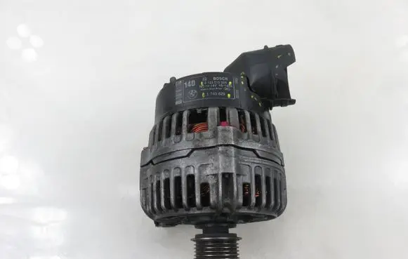 BMW 5 E39 Generator/alternator 0123515004 1740629