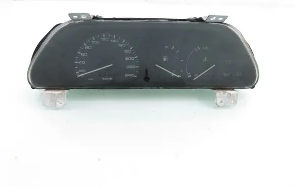 Mazda 323 Speedometer (instrument cluster) 