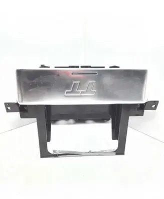 Audi TT Mk1 Other center console (tunnel) element 8N0863243C