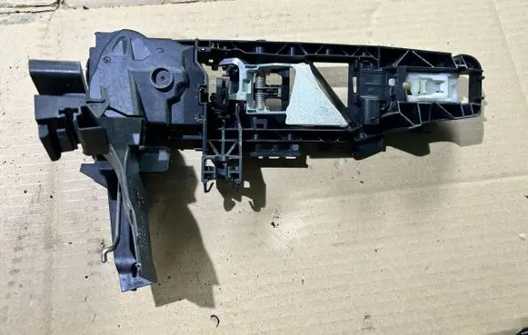 Mercedes-Benz S W222 Front door exterior handle/bracket A0997604900
