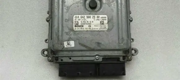 Mercedes-Benz E C207 W207 Engine control unit/module A6429002900
