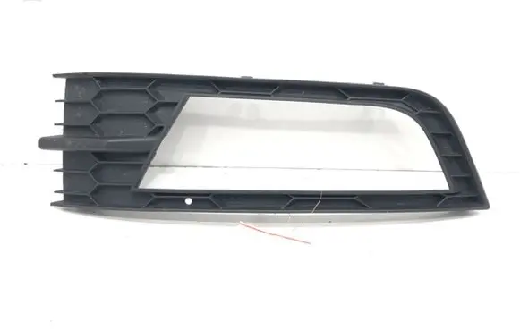 Skoda Octavia Mk3 (5E) Front bumper lower grill 5E0807682