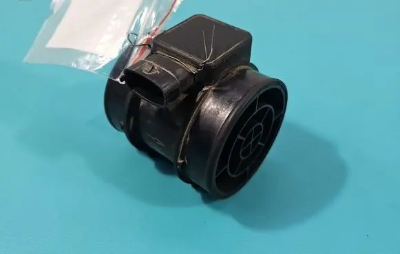 Opel Vectra C Mass air flow meter 5WK9606 IMPRK1570880