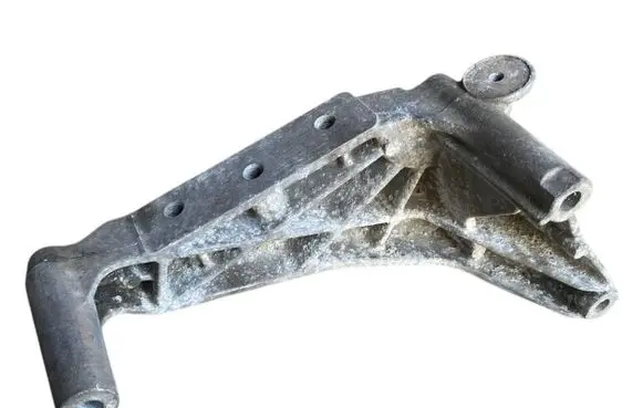 Volkswagen Transporter - Caravelle T5 Engine mounting bracket 038199207AK