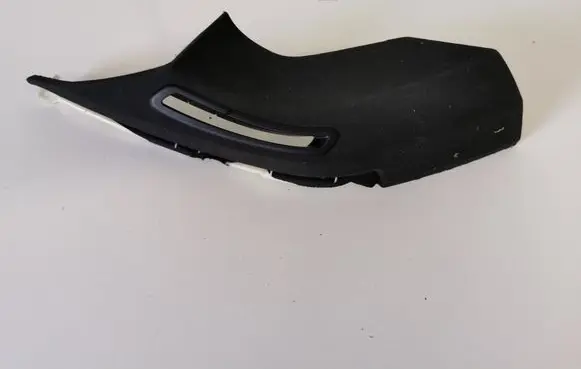 BMW 7 F01 F02 F03 F04 (B) pillar trim (top) 9112712
